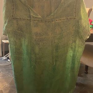 Cute light weight women’s plus size shirt